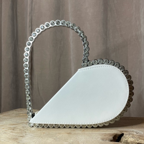 NWOT Valentines Day heart clutch never used! - Picture 3 of 7